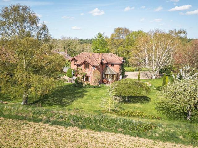 House for sale in Comers, Norfolk
