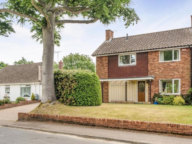 House for sale in Sandwich, Ash
