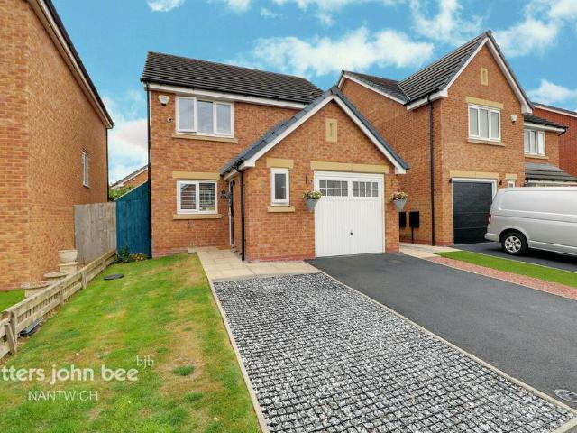 House for sale in Shavington cum Gresty, Shavington