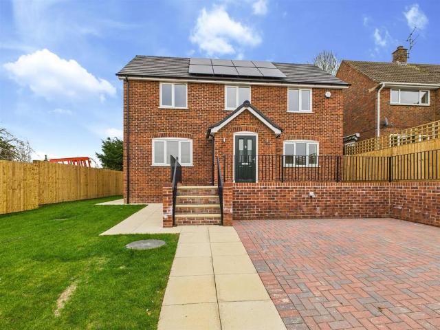 House for sale in Fox Elms, Gloucester