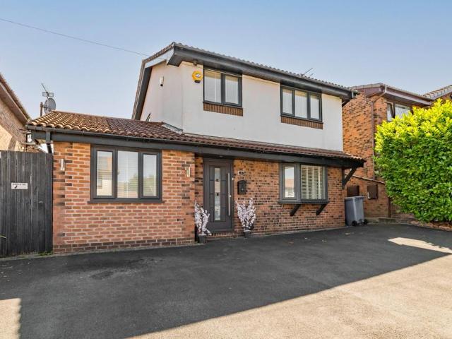 House for sale in Burnedge, Greater Manchester