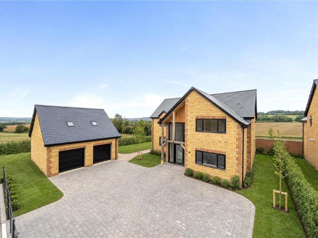 House for sale in Misterton, Somerset