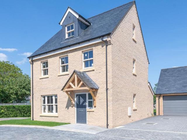 House for sale in Arrington, Cambridgeshire
