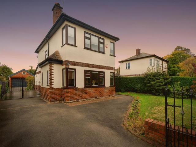 House for sale in Ashton upon Mersey, Trafford Park