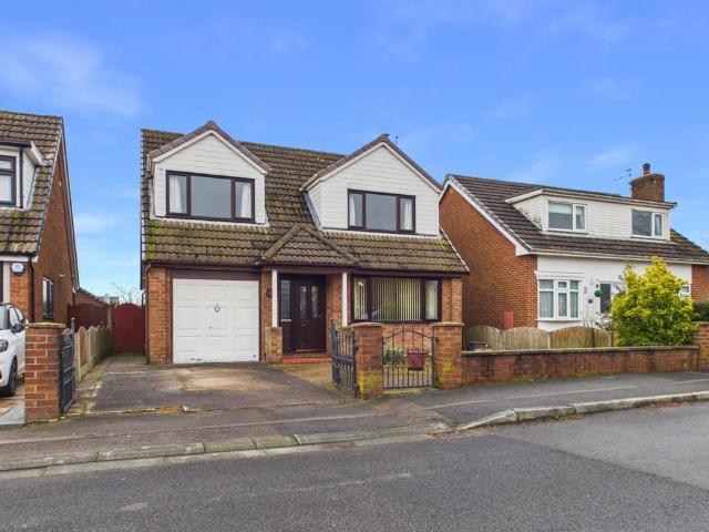 House for sale in Cabus, Lancashire