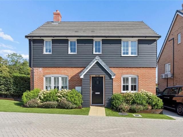 House for sale in Kings Farm, Hamerton
