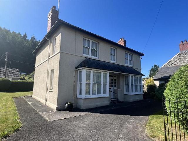 House for sale in Wales