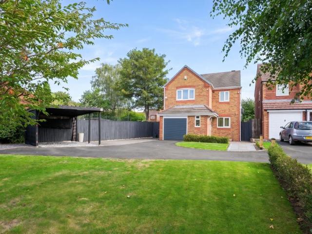 House for sale in Brownhills, West Midlands