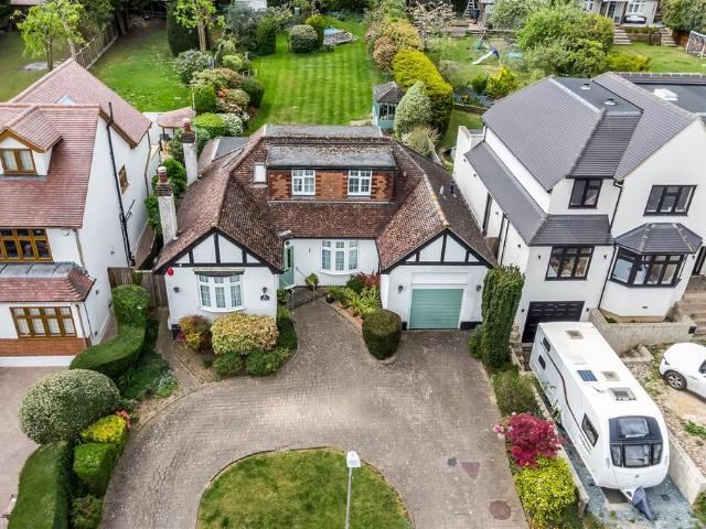 House for sale in Fretherne, Hertfordshire