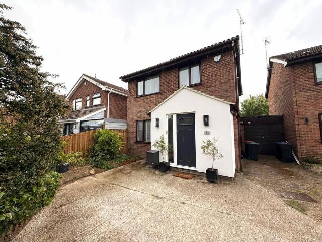 House for sale in Alton Barnes, Essex