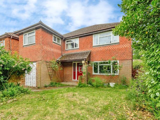 House for sale in Perryfields, West Sussex