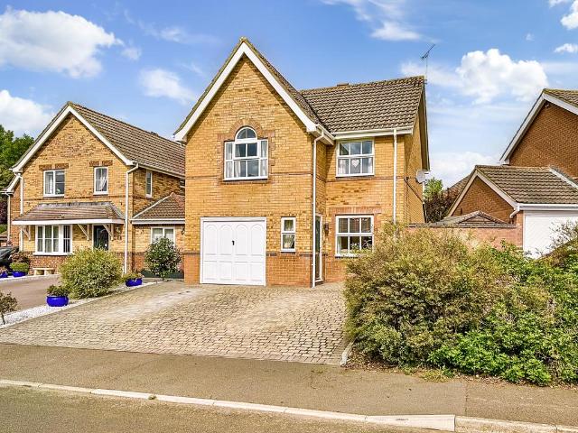 House for sale in Radstone Fields, Brackley