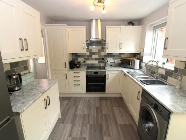 House for sale in Royston, South Yorkshire