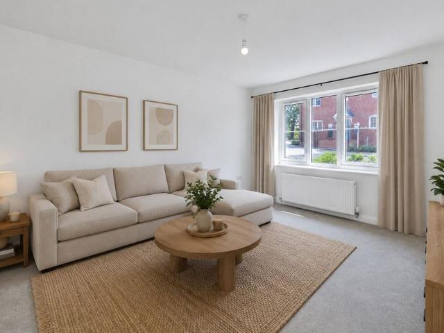 House for sale in Harlington, Central Bedfordshire