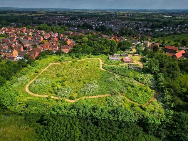 House for sale in Alverton, East Midlands