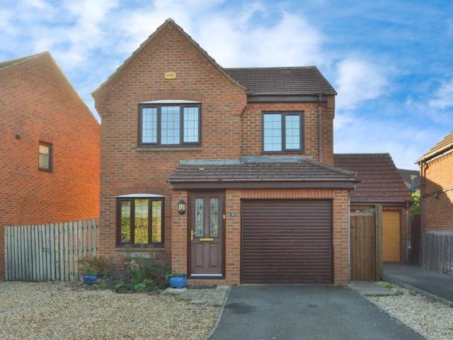 House for sale in Shenley Brook End, Milton Keynes