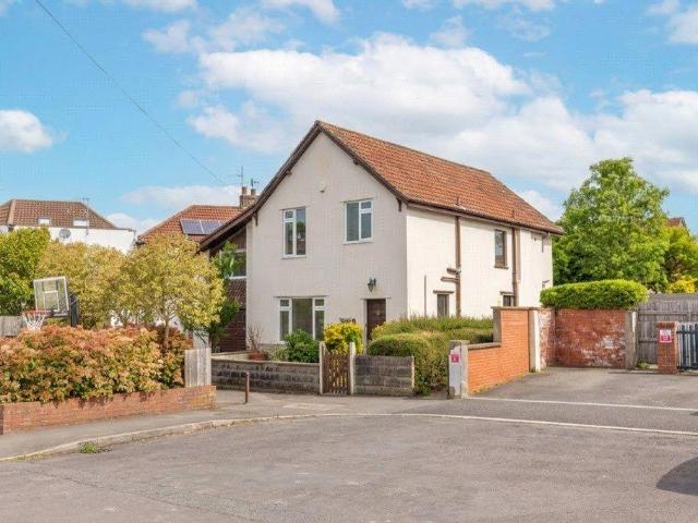 House for sale in Feckenham, City Of Bristol