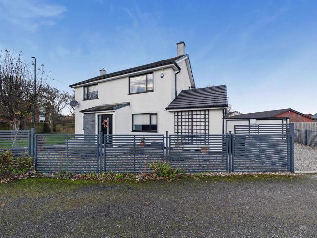 House for sale in New York, North Tyneside