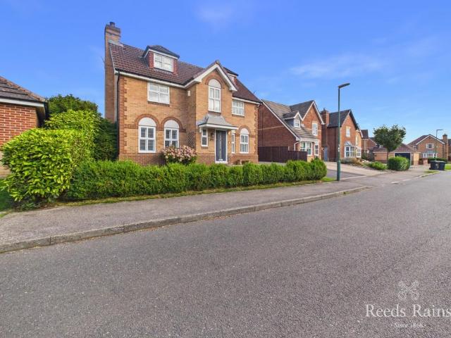 House for sale in Sherburn Village, Sherburn