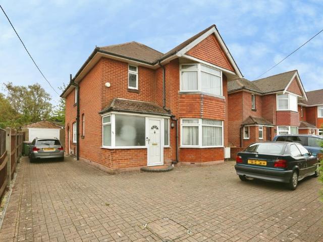 House for sale in Netley, Eastleigh