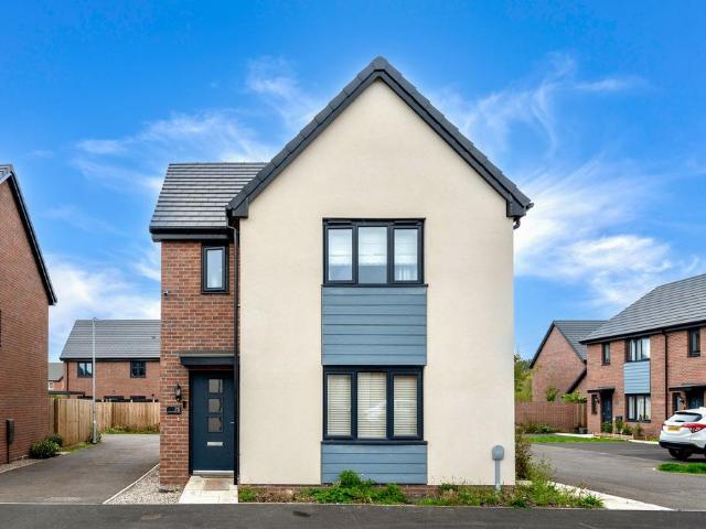 House for sale in Glan Llyn, Newport
