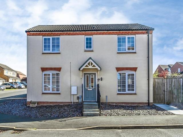 House for sale in Alverton, East Midlands