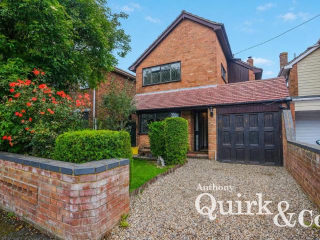 House for sale in Canvey Island