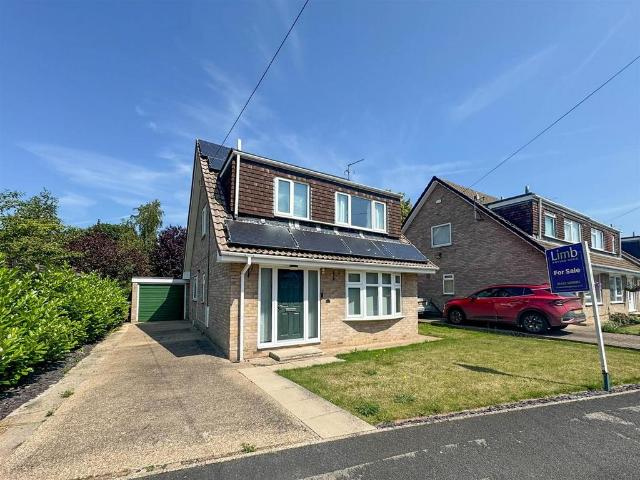 House for sale in Elloughton-cum-Brough, Elloughton
