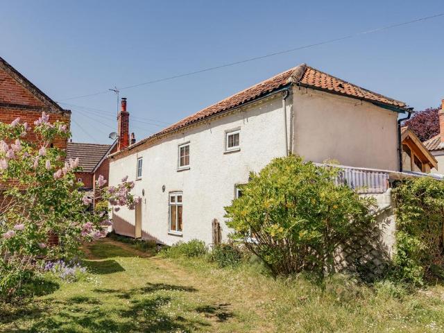 House for sale in Crostwick, Norfolk