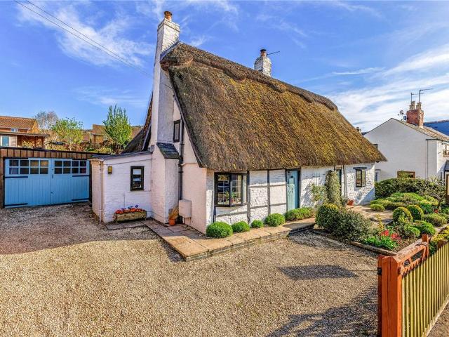 House for sale in Golden Valley, Gloucestershire