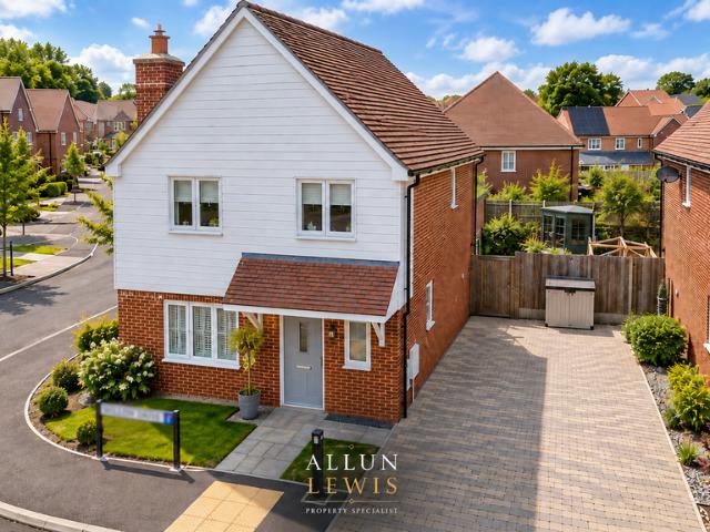 House for sale in The Bridge, Kent
