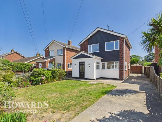 House for sale in Eastbridge, Suffolk