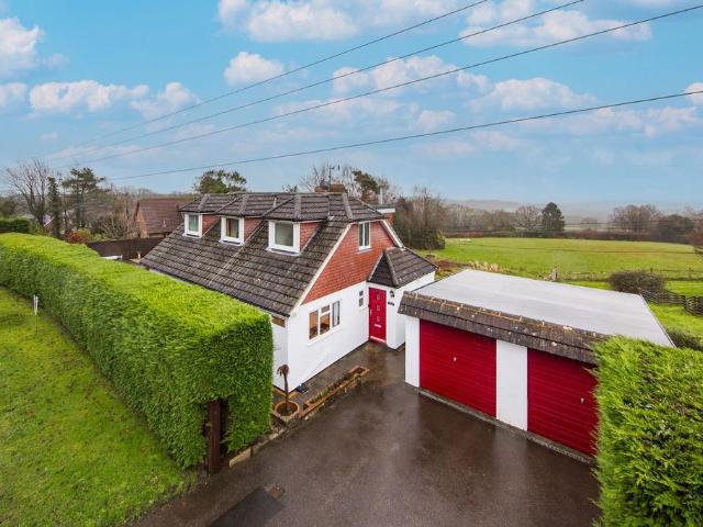 House for sale in Punnett's Town, Cross In Hand