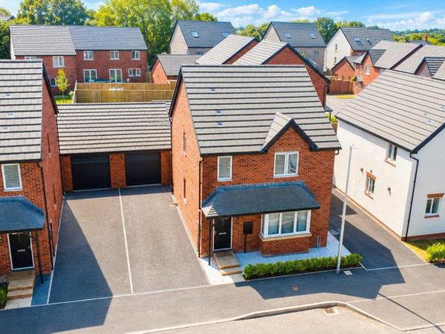 House for sale in Penllergaer, Wales
