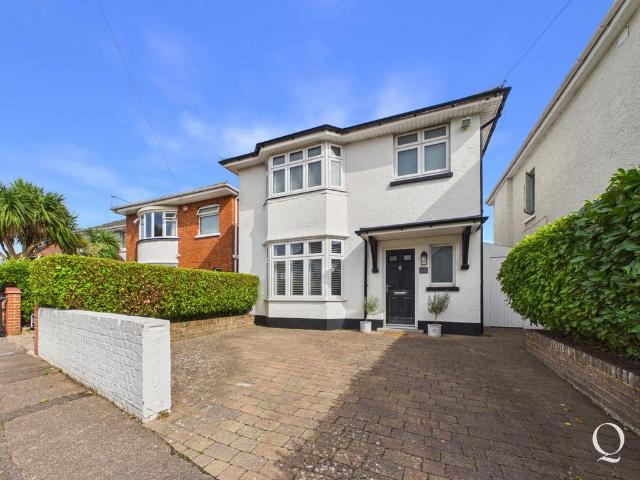 House for sale in Moordown, Bournemouth