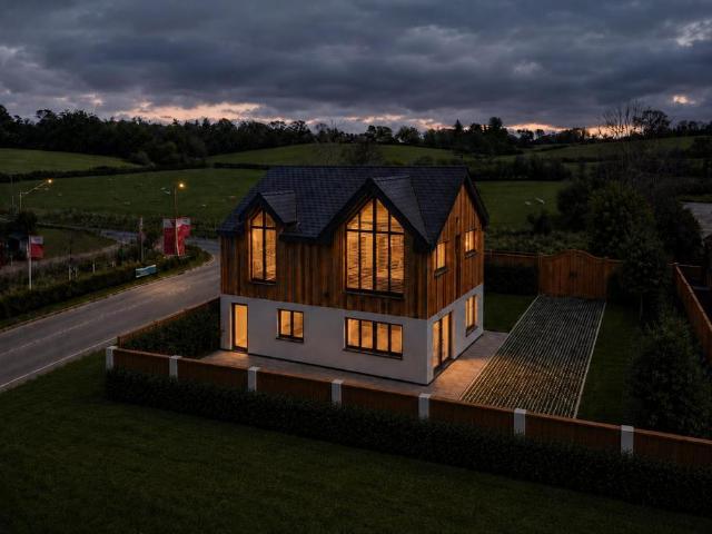 House for sale in Perryfields, West Sussex