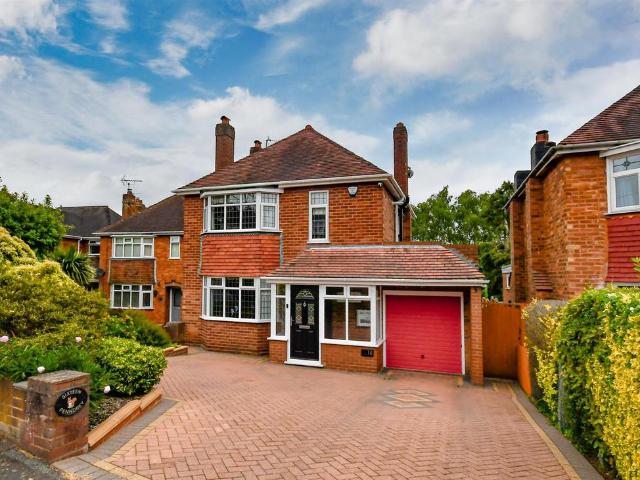 House for sale in Springhill, West Midlands