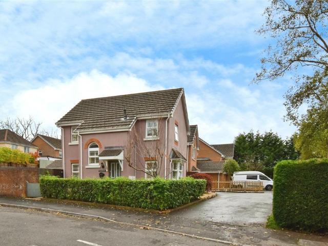 House for sale in Betws, Pontaman