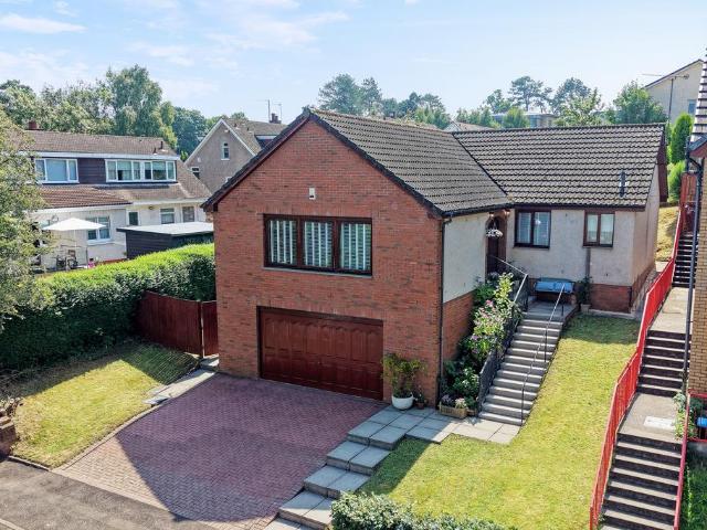 House for sale in Hawkhead, Glenburn