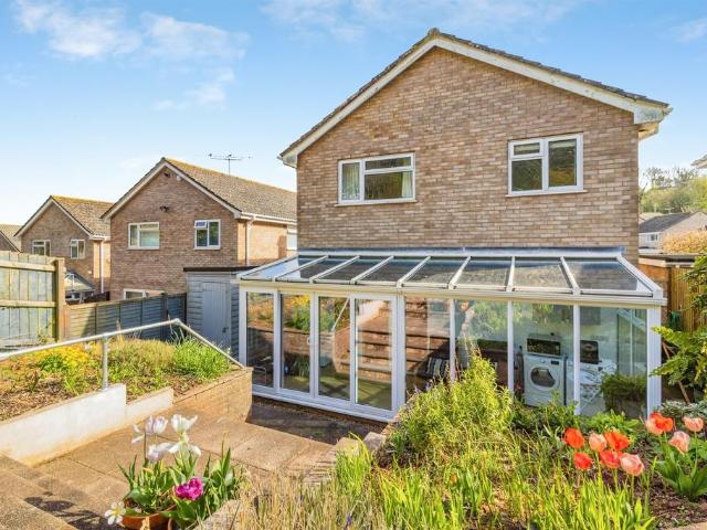 House for sale in Roselands, Livermead