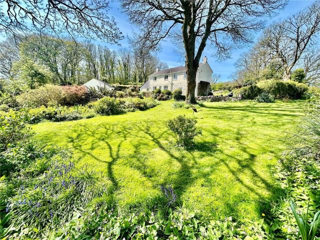House for sale in Llanfair-Mathafarn-Eithaf, Marian-glas