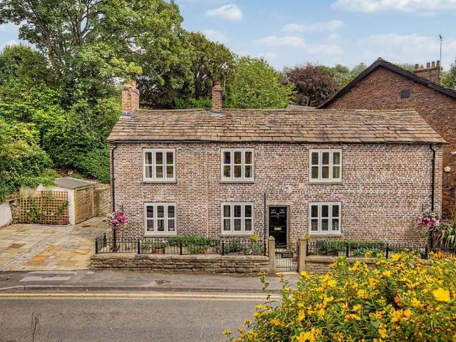 House for sale in Prestbury