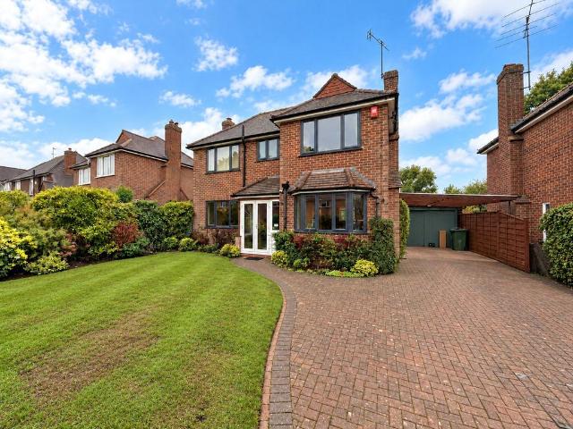 House for sale in Boxgrove, Guildford