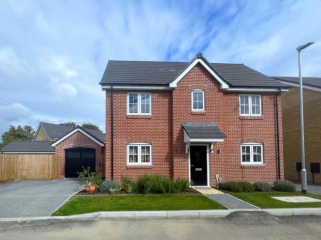 House for sale in Gosberton Clough, Lincolnshire