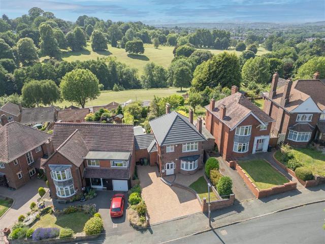 House for sale in Cradley, Dudley
