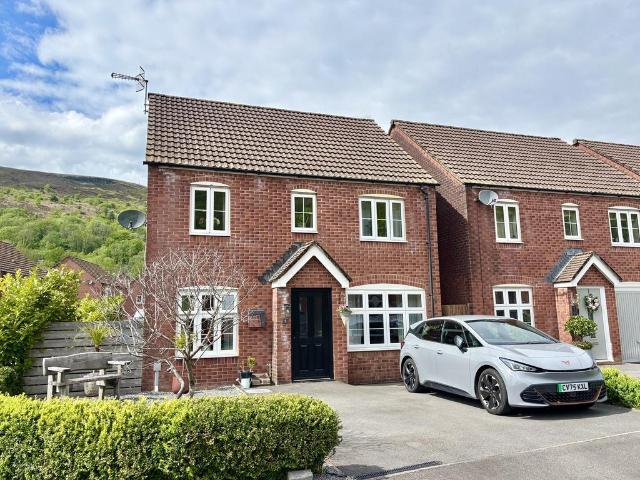 House for sale in Ystalyfera, Wales