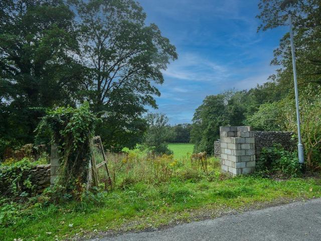 House for sale in Silverdale, Bare