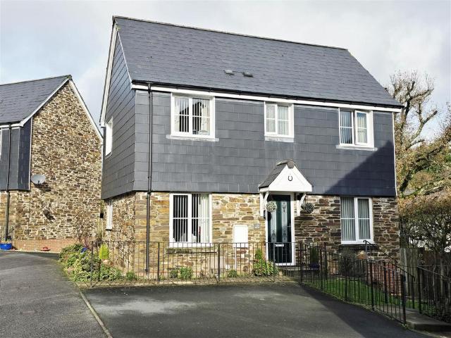 House for sale in Launceston, Cornwall