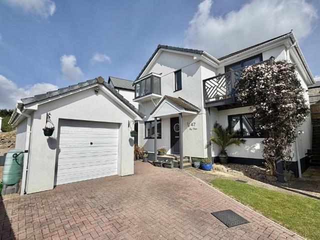 House for sale in Lanner, Cornwall