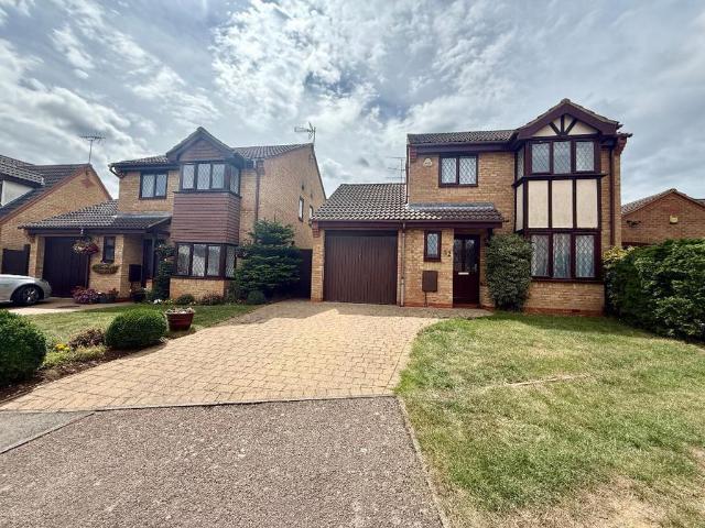 House for sale in Bramingham Park, Luton